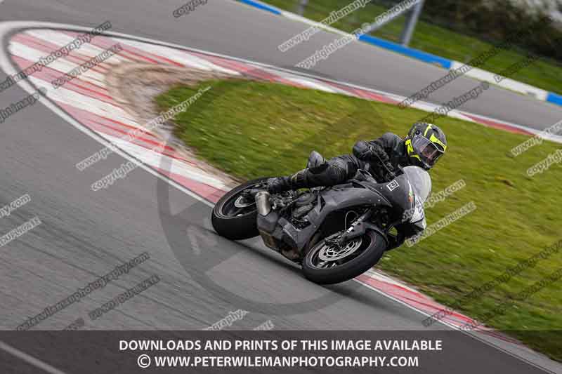 donington no limits trackday;donington park photographs;donington trackday photographs;no limits trackdays;peter wileman photography;trackday digital images;trackday photos